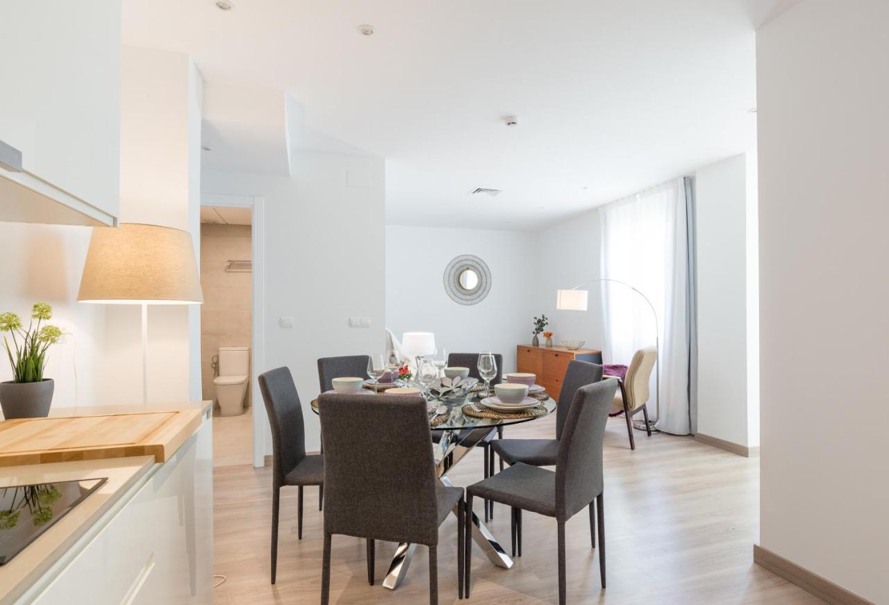 Urbe10 Atarazanas Premium 2 Bedrooms Apartment 9 Málaga Exterior foto